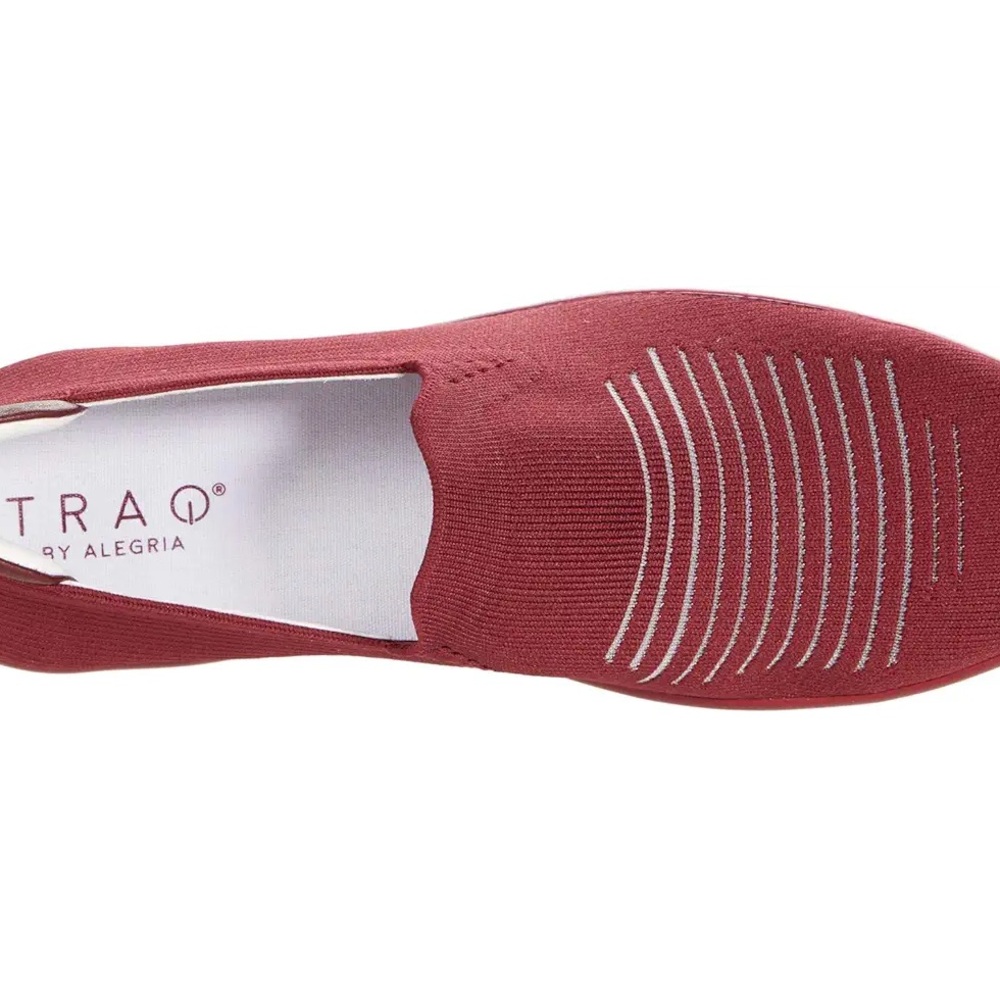 Traq by Alegria Burgundy Mystiq Peeps Platform Slip-On Sneakers Sz 37, 7-7.5 - Picture 2 of 16